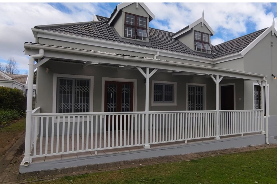 To Let 4 Bedroom Property for Rent in Heather Park Western Cape
